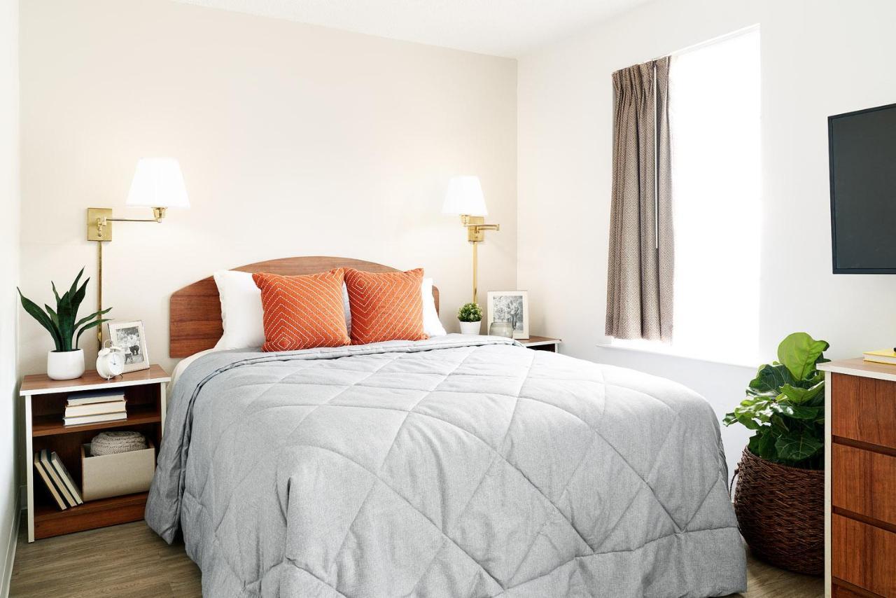 Intown Suites Extended Stay Minneapolis Mn - เบิร์นสวิลล์ ภายนอก รูปภาพ